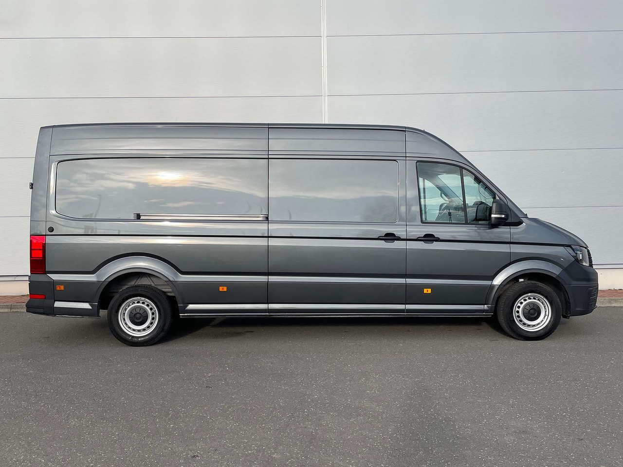 Volkswagen Crafter Kasten 35 L4H3 PDC DAB KAMERA KLIMA MFL - Furgão: foto 5 Volkswagen Crafter Kasten 35 L4H3 PDC DAB KAMERA KLIMA MFL - Furgão: foto 5