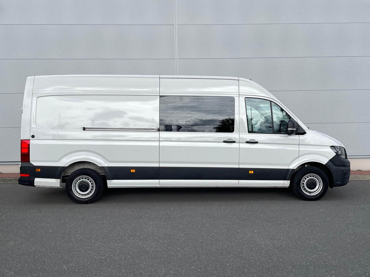 Volkswagen Crafter MIXTO 35 L4H3 KAMERA KLIMA SITZHZ DAB - Furgão, Carrinha cabine dupla: foto 5 Volkswagen Crafter MIXTO 35 L4H3 KAMERA KLIMA SITZHZ DAB - Furgão, Carrinha cabine dupla: foto 5