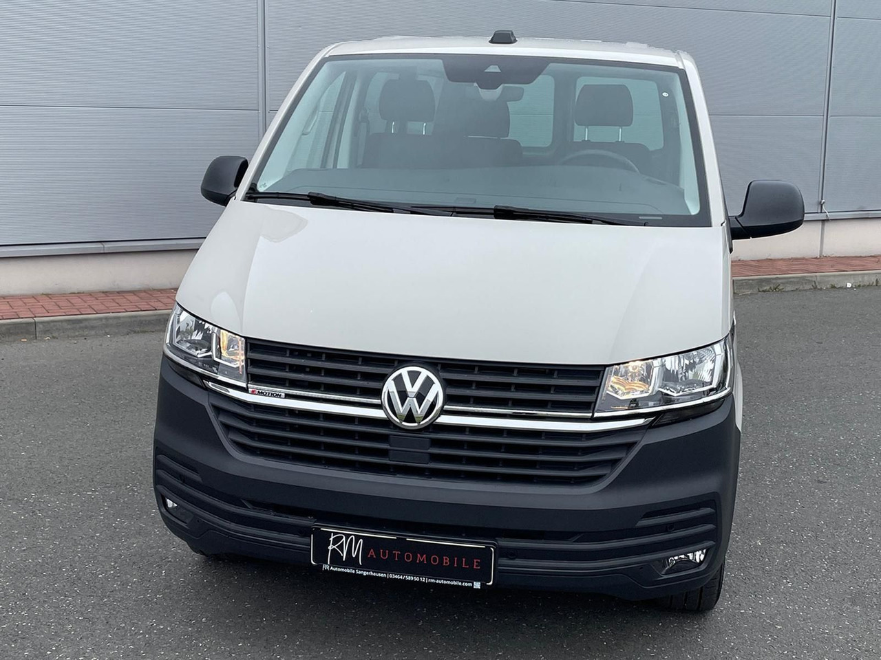 Volkswagen T6.1 Transporter 2.0 TDI lang 4MOTION SITZHZ NAV - Automóvel: foto 4 Volkswagen T6.1 Transporter 2.0 TDI lang 4MOTION SITZHZ NAV - Automóvel: foto 4