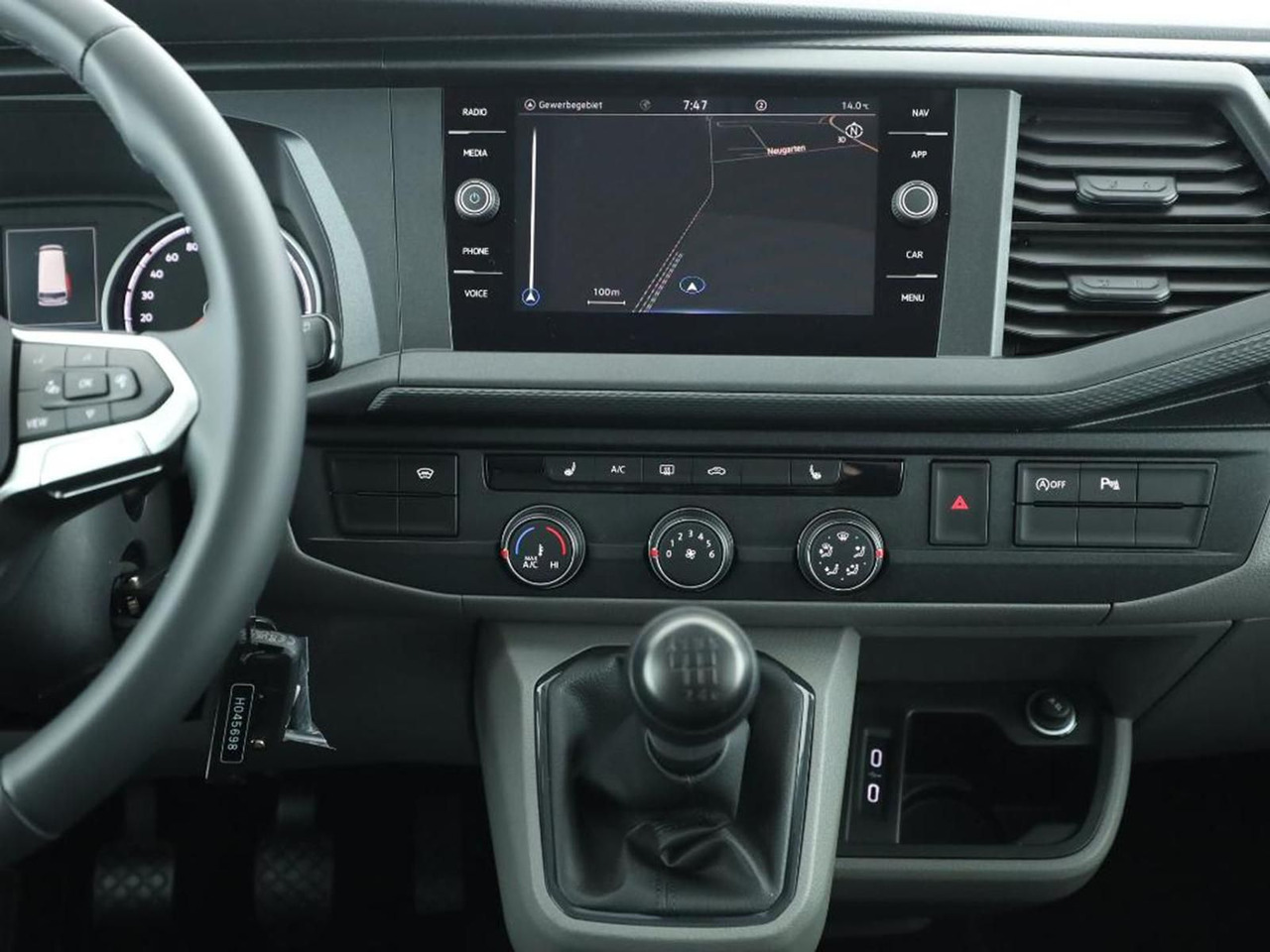 Volkswagen T6.1 Transporter Kombi KR LED STANDHZ ACC NAVI - Furgão de passageiros: foto 5 Volkswagen T6.1 Transporter Kombi KR LED STANDHZ ACC NAVI - Furgão de passageiros: foto 5