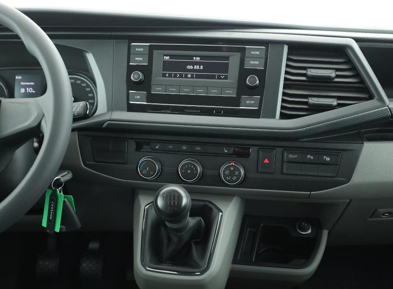 Volkswagen T6.1 Transporter LR FWD PDC SITZHZ TEMP AHK - Furgão de passageiros: foto 5 Volkswagen T6.1 Transporter LR FWD PDC SITZHZ TEMP AHK - Furgão de passageiros: foto 5