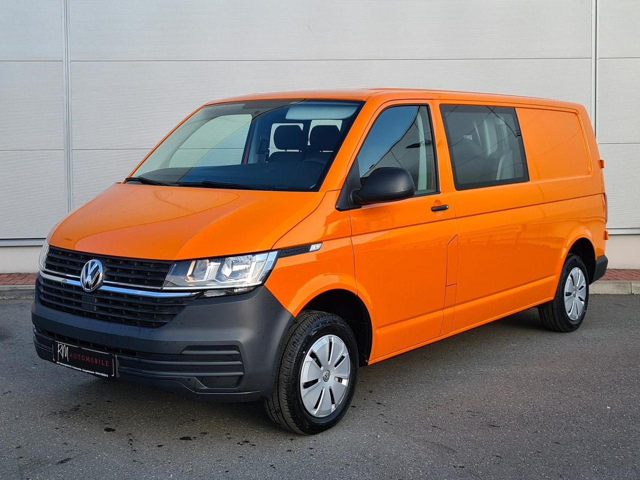 Volkswagen T6.1 Transporter MIXTO lang LED PDC KLIMA SITZH - Automóvel: foto 1 Volkswagen T6.1 Transporter MIXTO lang LED PDC KLIMA SITZH - Automóvel: foto 1