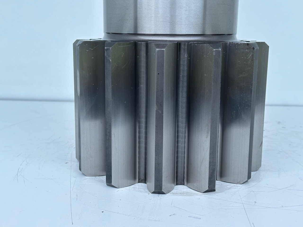 Liebherr Abtriebswelle ID-Nr.90205360. SAT375/276. R950, R956, R960, RZG956. #90205360.07.12# - Motor de giro para Escavadora de rastos: foto 5 Liebherr Abtriebswelle ID-Nr.90205360. SAT375/276. R950, R956, R960, RZG956. #90205360.07.12# - Motor de giro para Escavadora de rastos: foto 5