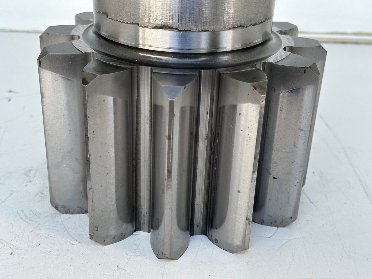 Motor de giro para Escavadora de rastos Liebherr Abtriebswelle ID-Nr.90208977.  SAT325A296.  R934-1550, R938-1650,  R945-1866.   #90208977.12#: foto 9 Motor de giro para Escavadora de rastos Liebherr Abtriebswelle ID-Nr.90208977.  SAT325A296.  R934-1550, R938-1650,  R945-1866.   #90208977.12#: foto 9