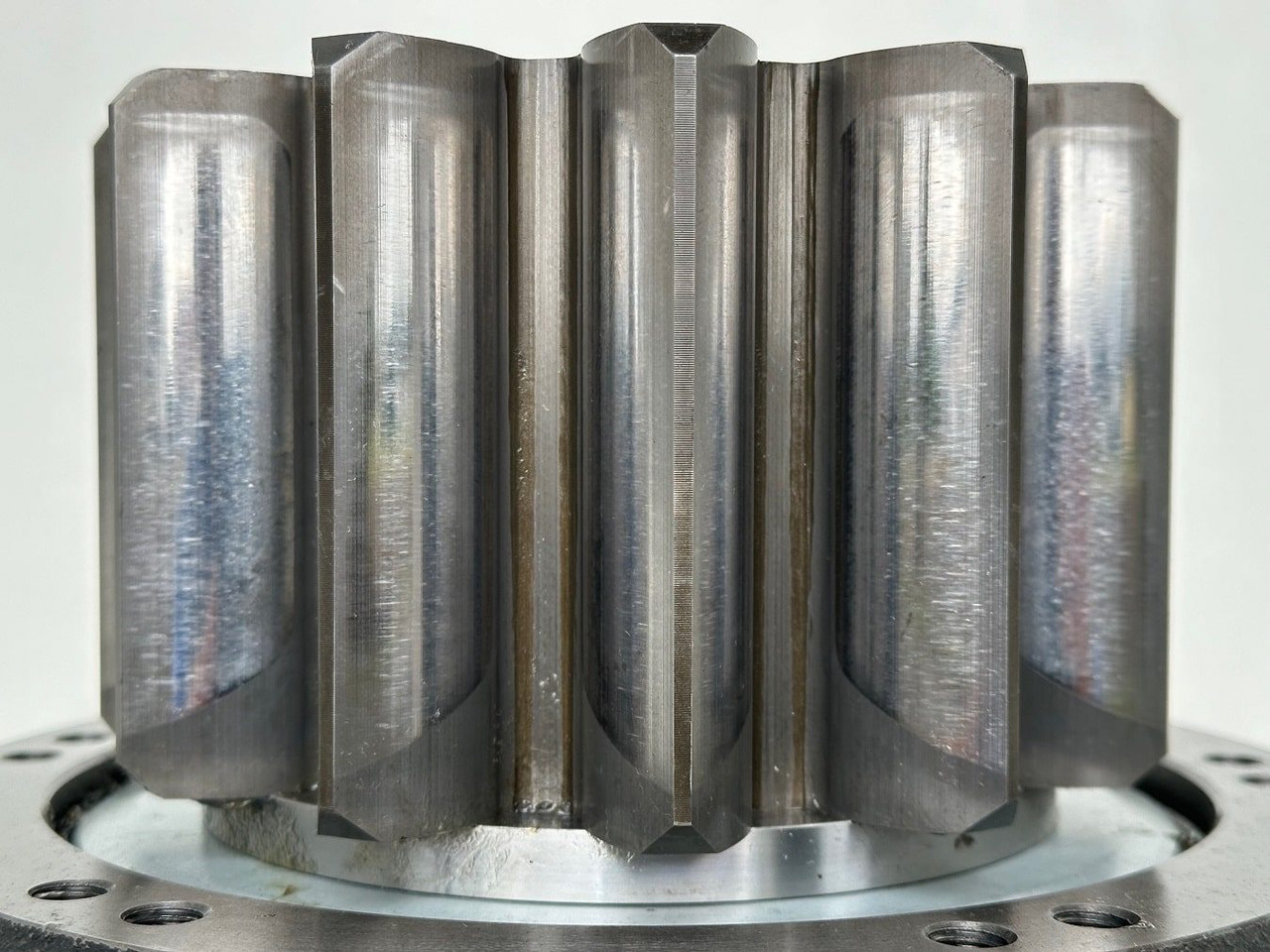 Transmissão para Máquina de construção Liebherr Abtriebswellengehäuse ID-Nr.90013701 mit Abtriebswelle ID-Nr.90214087. SAT275A290. R922 LC-1486. R924 LC-1487. #0871#0876#: foto 14 Transmissão para Máquina de construção Liebherr Abtriebswellengehäuse ID-Nr.90013701 mit Abtriebswelle ID-Nr.90214087. SAT275A290. R922 LC-1486. R924 LC-1487. #0871#0876#: foto 14