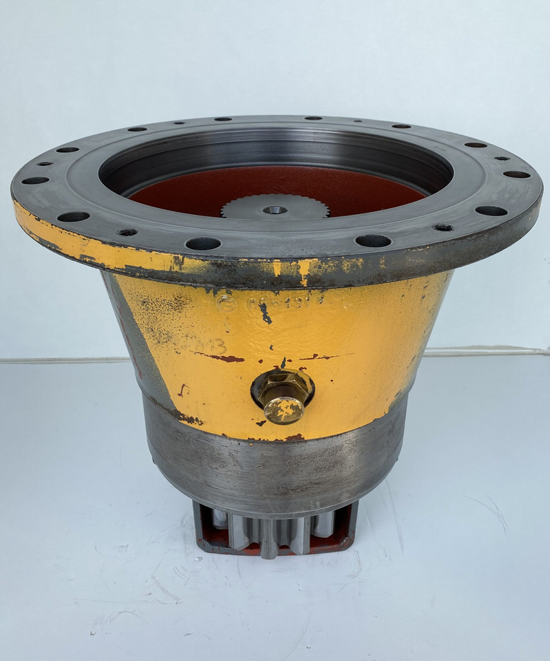 Liebherr Abtriebswellengehäuse ID-Nr.9441707 mit Abtriebswelle ID-Nr.9441713. SAT300/213 - SAT300/225 - SAT375/219. A900 C-LI, A944 B-LI, E942,LOS942,LOS944,P942,P944,R942,R944, R944B. #AB.1555# - Motor de giro para Máquina de construção: foto 4 Liebherr Abtriebswellengehäuse ID-Nr.9441707 mit Abtriebswelle ID-Nr.9441713. SAT300/213 - SAT300/225 - SAT375/219. A900 C-LI, A944 B-LI, E942,LOS942,LOS944,P942,P944,R942,R944, R944B. #AB.1555# - Motor de giro para Máquina de construção: foto 4