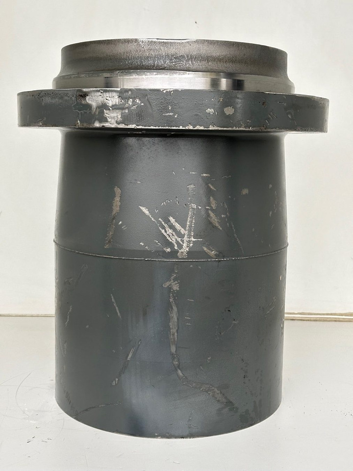 Liebherr Abtriebswellengehäuse inkl. Innenrad ID-Nr.90006015 - ID-Nr.90005980 mit Kegelrollenlager ID-Nr.746231701. SAT325/274. R946, R950, RZG390 SME. #90006015.04.11# - Motor de giro para Escavadora de rastos: foto 4 Liebherr Abtriebswellengehäuse inkl. Innenrad ID-Nr.90006015 - ID-Nr.90005980 mit Kegelrollenlager ID-Nr.746231701. SAT325/274. R946, R950, RZG390 SME. #90006015.04.11# - Motor de giro para Escavadora de rastos: foto 4