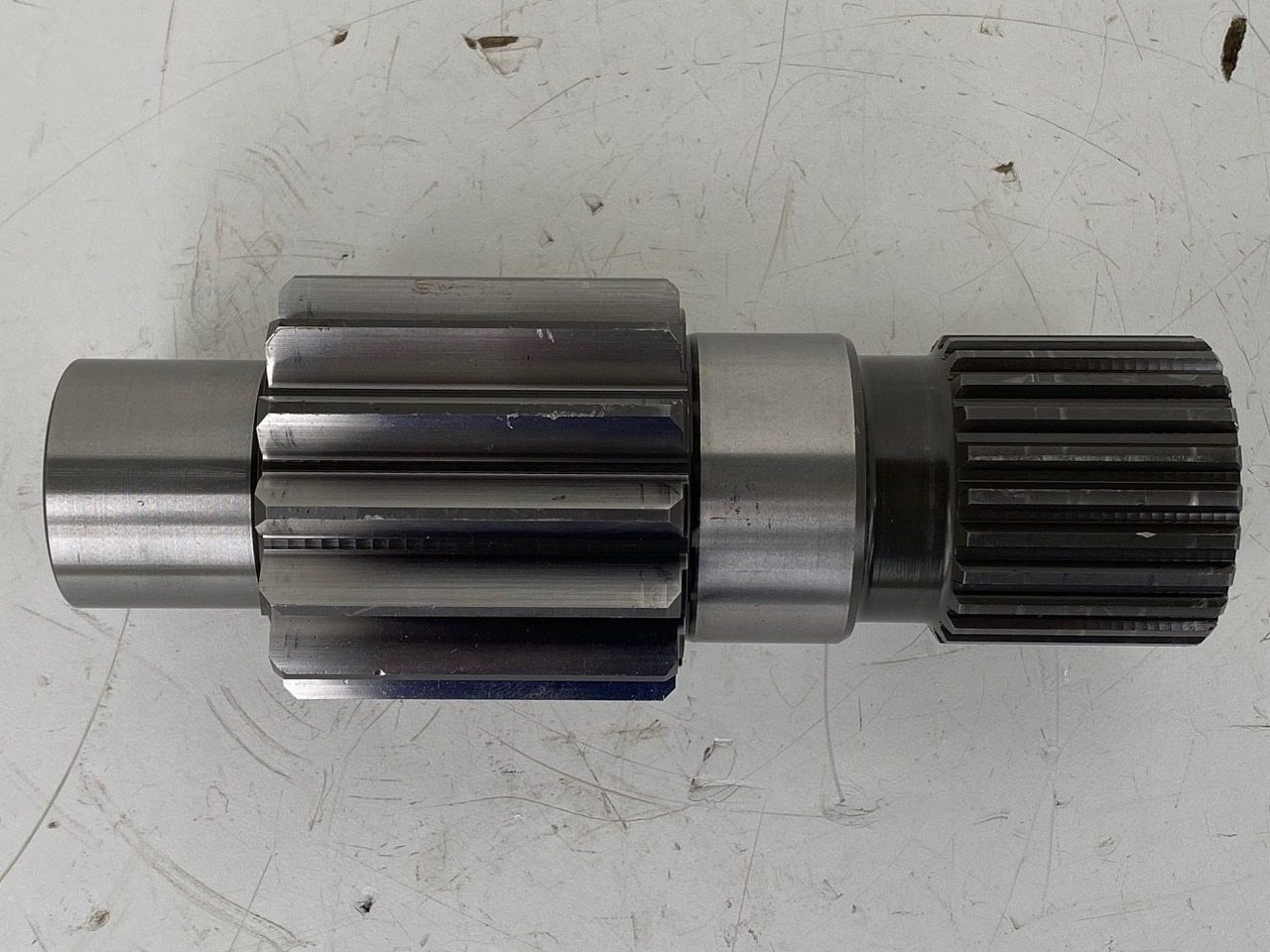 Liebherr Antriebswelle ID-Nr.968458701. FAT450F527, FAT450E510, FAT450E542, FAT450F550, FAT450E504, FAT450E505. #AN100502# - Semi eixo para Máquina de construção: foto 3 Liebherr Antriebswelle ID-Nr.968458701. FAT450F527, FAT450E510, FAT450E542, FAT450F550, FAT450E504, FAT450E505. #AN100502# - Semi eixo para Máquina de construção: foto 3