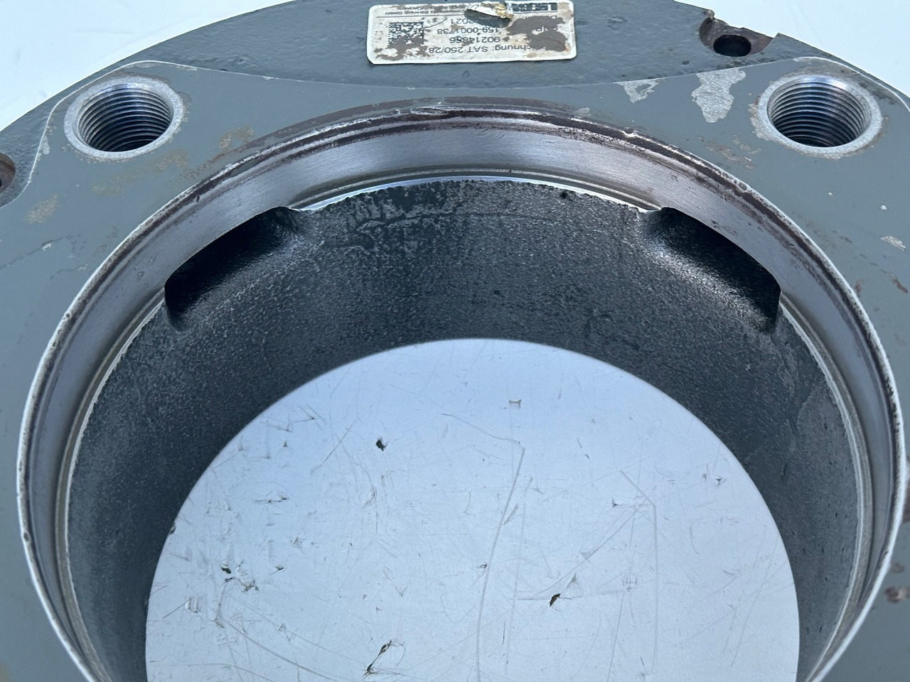 Motor de giro para Máquina de construção Liebherr Bremse ID-Nr.90009255. SAT250/278-SAT250/287. A913 COMP,A914 COMP,A914,A916 COMP,A916,A918 COMP,A918,A920,A922 RAIL,A924 RAIL,LH18,LH22,LH24,LH26,R914 COMP,R914 RAIL,R914,R918,R920. #BR.01738: foto 8 Motor de giro para Máquina de construção Liebherr Bremse ID-Nr.90009255. SAT250/278-SAT250/287. A913 COMP,A914 COMP,A914,A916 COMP,A916,A918 COMP,A918,A920,A922 RAIL,A924 RAIL,LH18,LH22,LH24,LH26,R914 COMP,R914 RAIL,R914,R918,R920. #BR.01738: foto 8