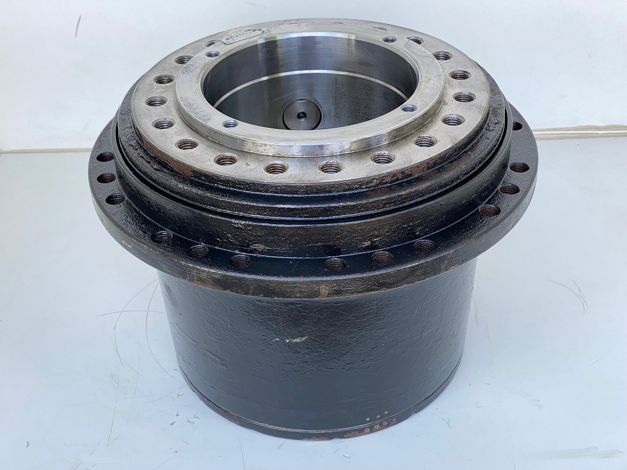 Liebherr Fahrantrieb FAT355P076. ID-Nr.969455101 - ID-Nr.969524001 - ID-Nr.90022900. LO1916, LOS916, R906, R916, R922, R924. #2088# - Comando final para Escavadora de rastos: foto 1 Liebherr Fahrantrieb FAT355P076. ID-Nr.969455101 - ID-Nr.969524001 - ID-Nr.90022900. LO1916, LOS916, R906, R916, R922, R924. #2088# - Comando final para Escavadora de rastos: foto 1