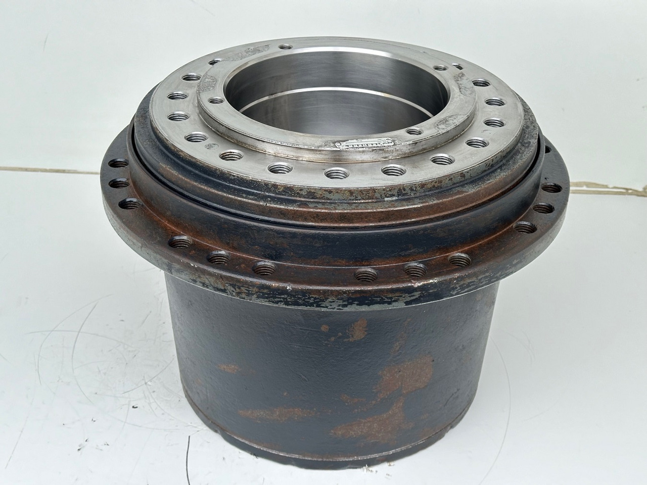 Liebherr Fahrantrieb FAT355P076. ID-Nr.969455101 - ID-Nr.969524001 - ID-Nr.90022900. LO1916, LOS916, R906, R916, R922, R924. #969455101.1647# - Comando final para Máquina de construção: foto 1 Liebherr Fahrantrieb FAT355P076. ID-Nr.969455101 - ID-Nr.969524001 - ID-Nr.90022900. LO1916, LOS916, R906, R916, R922, R924. #969455101.1647# - Comando final para Máquina de construção: foto 1