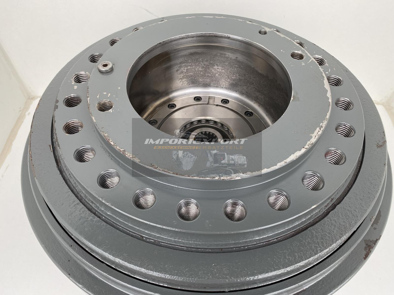 Liebherr Fahrantrieb Typ:FAT450P004, ID-Nr.9443840 - ID-Nr.944384003. LH60C, LH60CP, LH60EC, LH80C, LH80EC, ER944C, LOS944, LOS954, R944B, R944C, R954B, R954C. #794# - Comando final para Escavadora de rastos: foto 4 Liebherr Fahrantrieb Typ:FAT450P004, ID-Nr.9443840 - ID-Nr.944384003. LH60C, LH60CP, LH60EC, LH80C, LH80EC, ER944C, LOS944, LOS954, R944B, R944C, R954B, R954C. #794# - Comando final para Escavadora de rastos: foto 4