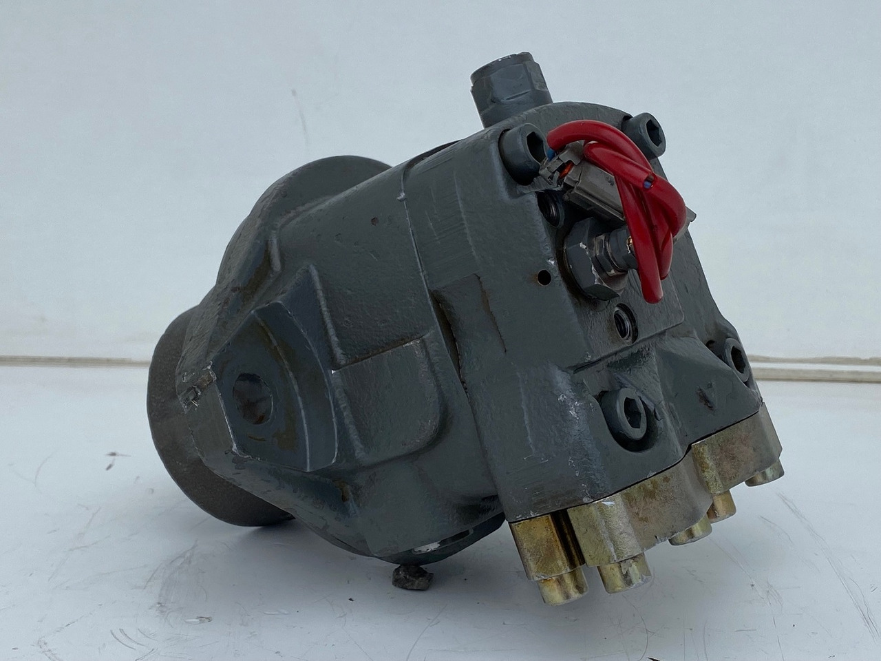 Liebherr Hydraulikeinbaumotor FMF045, ID-Nr.10132702. A924, LH30C, LH30M, LH35M, LH35MT, LH40C, LH40CP, LH40M, LH40MP, LH50CHR, LH50M, LH50MHR, LH50MT. #33179# - Motor hidráulico para Escavadeira de rodas: foto 4 Liebherr Hydraulikeinbaumotor FMF045, ID-Nr.10132702. A924, LH30C, LH30M, LH35M, LH35MT, LH40C, LH40CP, LH40M, LH40MP, LH50CHR, LH50M, LH50MHR, LH50MT. #33179# - Motor hidráulico para Escavadeira de rodas: foto 4