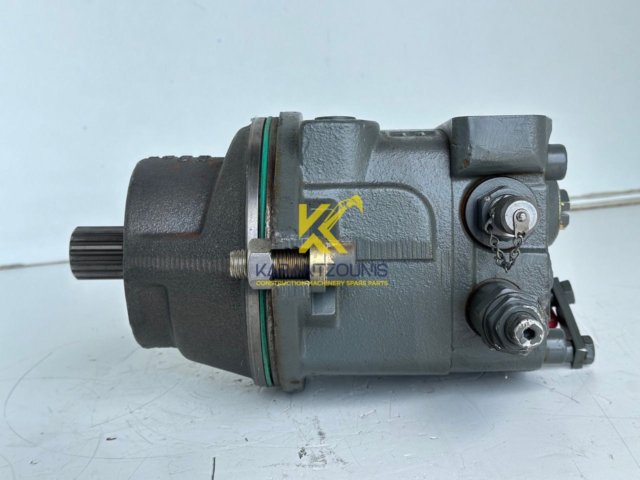 Liebherr Hydraulikeinbaumotor Typ:FMF058, ID-Nr.10122576 - ID-Nr.10145827 - ID-Nr.11371069. LOS1906, P924 COMP , R906, R906 PROTO, R916, R922, R924, R924 COMP, R926 COMP, R926 K LC. #39780# - Motor hidráulico para Escavadeira: foto 3 Liebherr Hydraulikeinbaumotor Typ:FMF058, ID-Nr.10122576 - ID-Nr.10145827 - ID-Nr.11371069. LOS1906, P924 COMP , R906, R906 PROTO, R916, R922, R924, R924 COMP, R926 COMP, R926 K LC. #39780# - Motor hidráulico para Escavadeira: foto 3