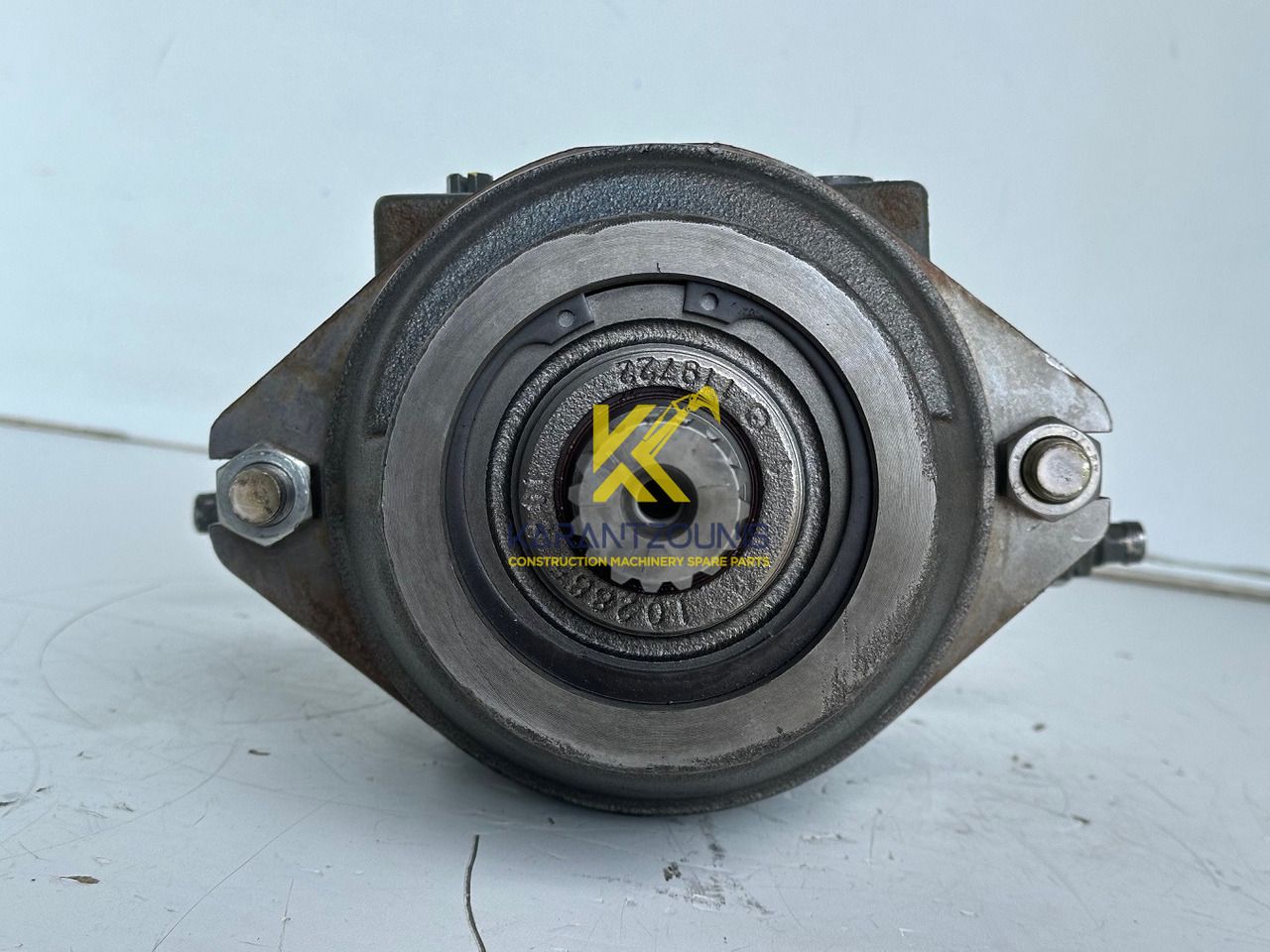 Liebherr Hydraulikeinbaumotor Typ:FMF058, ID-Nr.10122576 - ID-Nr.10145827 - ID-Nr.11371069. LOS1906, P924 COMP , R906, R906 PROTO, R916, R922, R924, R924 COMP, R926 COMP, R926 K LC. #39780# - Motor hidráulico para Escavadeira: foto 5 Liebherr Hydraulikeinbaumotor Typ:FMF058, ID-Nr.10122576 - ID-Nr.10145827 - ID-Nr.11371069. LOS1906, P924 COMP , R906, R906 PROTO, R916, R922, R924, R924 COMP, R926 COMP, R926 K LC. #39780# - Motor hidráulico para Escavadeira: foto 5