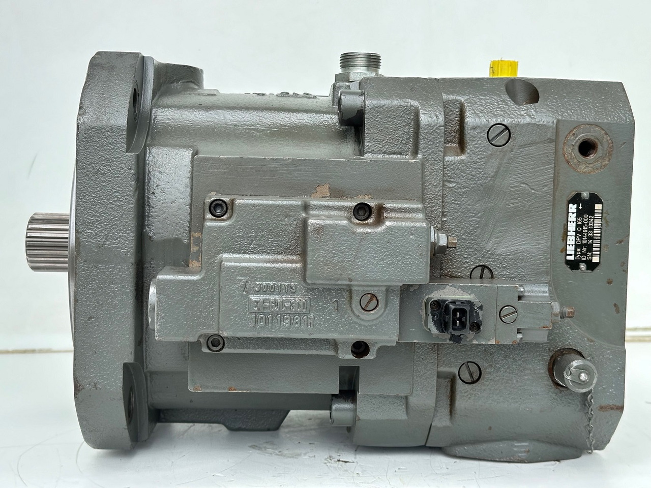 Liebherr Hydraulikverstellpumpe Typ:DPV O 165. ID-Nr.10120060 - ID-Nr.10144915. LH120 C-1103, LH120 CG-1103, LH120 M-1102. #10144915.13342# - Bomba hidráulica para Escavadeira de rodas: foto 5 Liebherr Hydraulikverstellpumpe Typ:DPV O 165. ID-Nr.10120060 - ID-Nr.10144915. LH120 C-1103, LH120 CG-1103, LH120 M-1102. #10144915.13342# - Bomba hidráulica para Escavadeira de rodas: foto 5