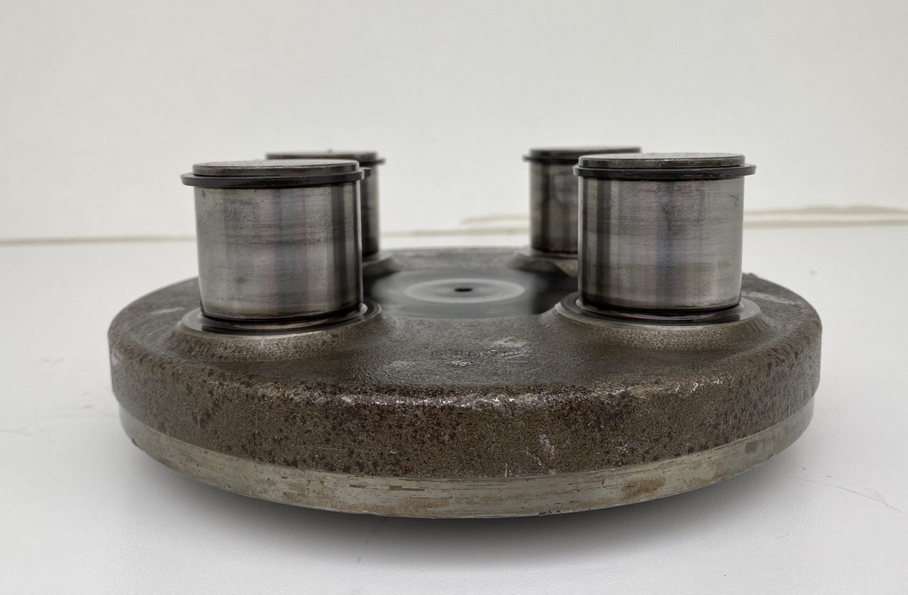 Liebherr Planetenträger ID-Nr.944306303 - ID-Nr.9443063. A924,A928,A932,A934,LH30,LH35,R906,R916,R922,R924,R926,R932,R934,R944 T. #4603# - Motor de giro para Máquina de construção: foto 5 Liebherr Planetenträger ID-Nr.944306303 - ID-Nr.9443063. A924,A928,A932,A934,LH30,LH35,R906,R916,R922,R924,R926,R932,R934,R944 T. #4603# - Motor de giro para Máquina de construção: foto 5