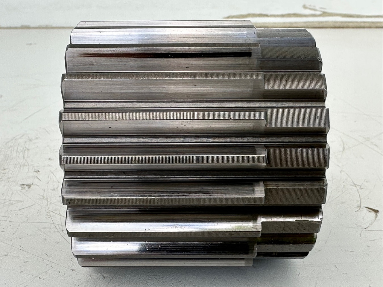 Comando final para Escavadora de rastos Liebherr Sonnenrad ID-Nr.9442837.  FAT350 - FAT350P022 - FAT350P032 - FAT350P059 - FAT350P062 - FAT350P068 - FAT350P079.   LH22, LOS103, ER912, LOS914, LOS924 COMP, R313, R317, R900, R902, R904, R912,: foto 7