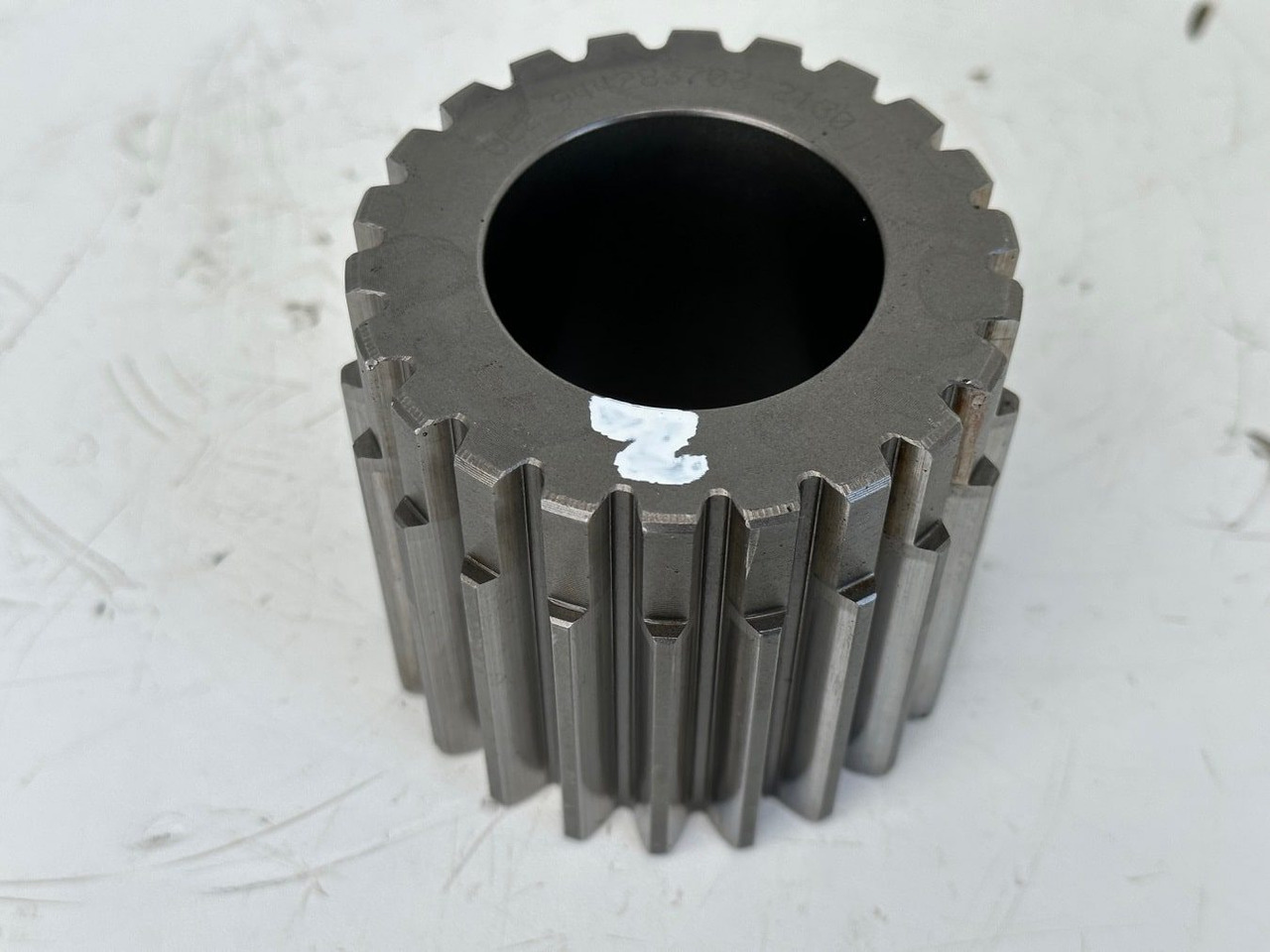 Liebherr Sonnenrad ID-Nr.9442837. FAT350 - FAT350P022 - FAT350P032 - FAT350P059 - FAT350P062 - FAT350P068 - FAT350P079. LH22, LOS103, ER912, LOS914, LOS924 COMP, R313, R317, R900, R902, R904, R912, - Comando final para Escavadora de rastos: foto 1 Liebherr Sonnenrad ID-Nr.9442837. FAT350 - FAT350P022 - FAT350P032 - FAT350P059 - FAT350P062 - FAT350P068 - FAT350P079. LH22, LOS103, ER912, LOS914, LOS924 COMP, R313, R317, R900, R902, R904, R912, - Comando final para Escavadora de rastos: foto 1