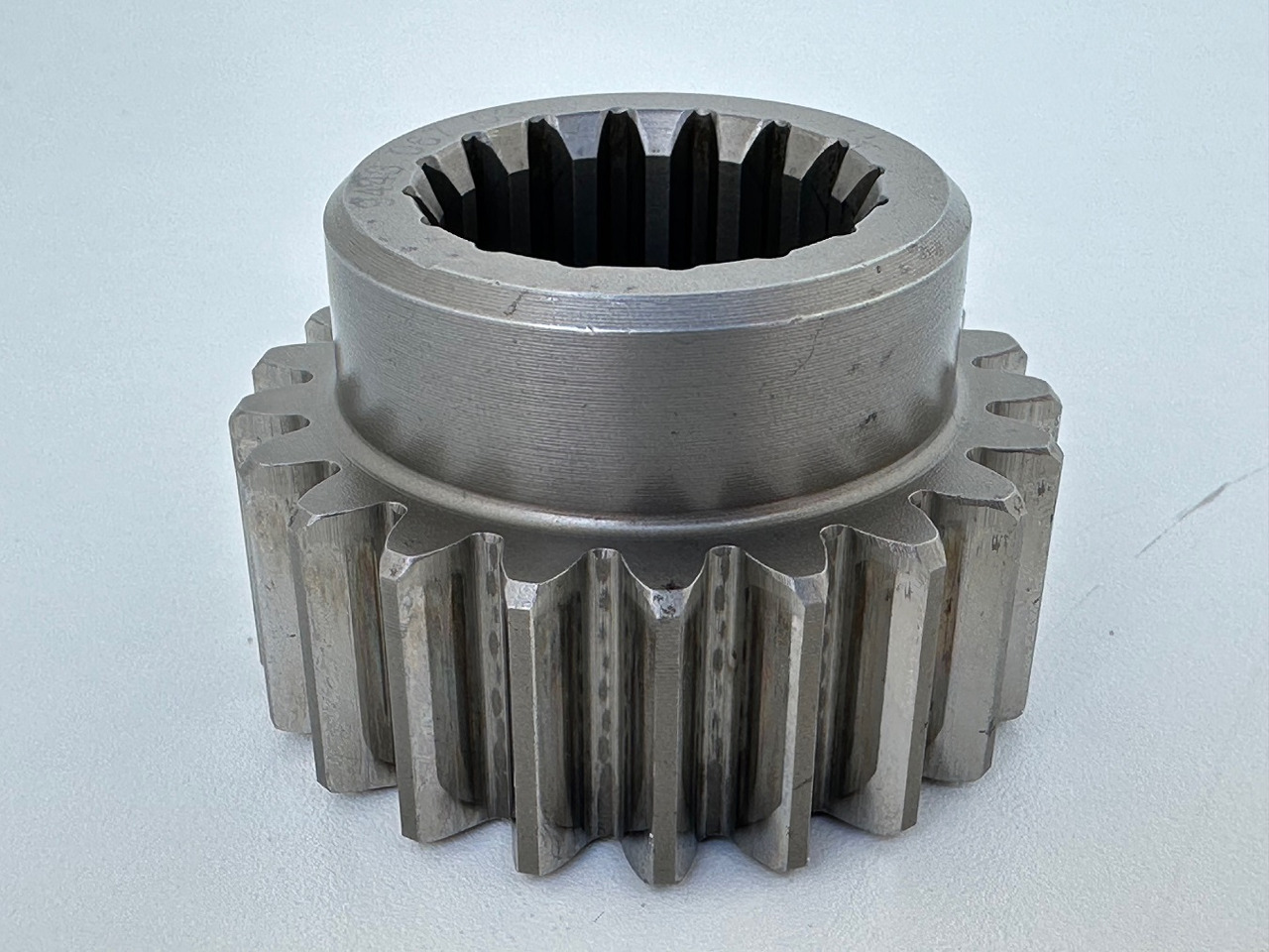 Liebherr Sonnenrad ID-Nr.9443067 - ID-Nr.944306703. SAT275/222 - SAT275/232 - SAT275/255. A932, A934, E932, P932, P934, R932, R934B, R934 C, R944 C T, R944 C TUN. #944306703.02# - Motor de giro para Escavadeira: foto 1 Liebherr Sonnenrad ID-Nr.9443067 - ID-Nr.944306703. SAT275/222 - SAT275/232 - SAT275/255. A932, A934, E932, P932, P934, R932, R934B, R934 C, R944 C T, R944 C TUN. #944306703.02# - Motor de giro para Escavadeira: foto 1