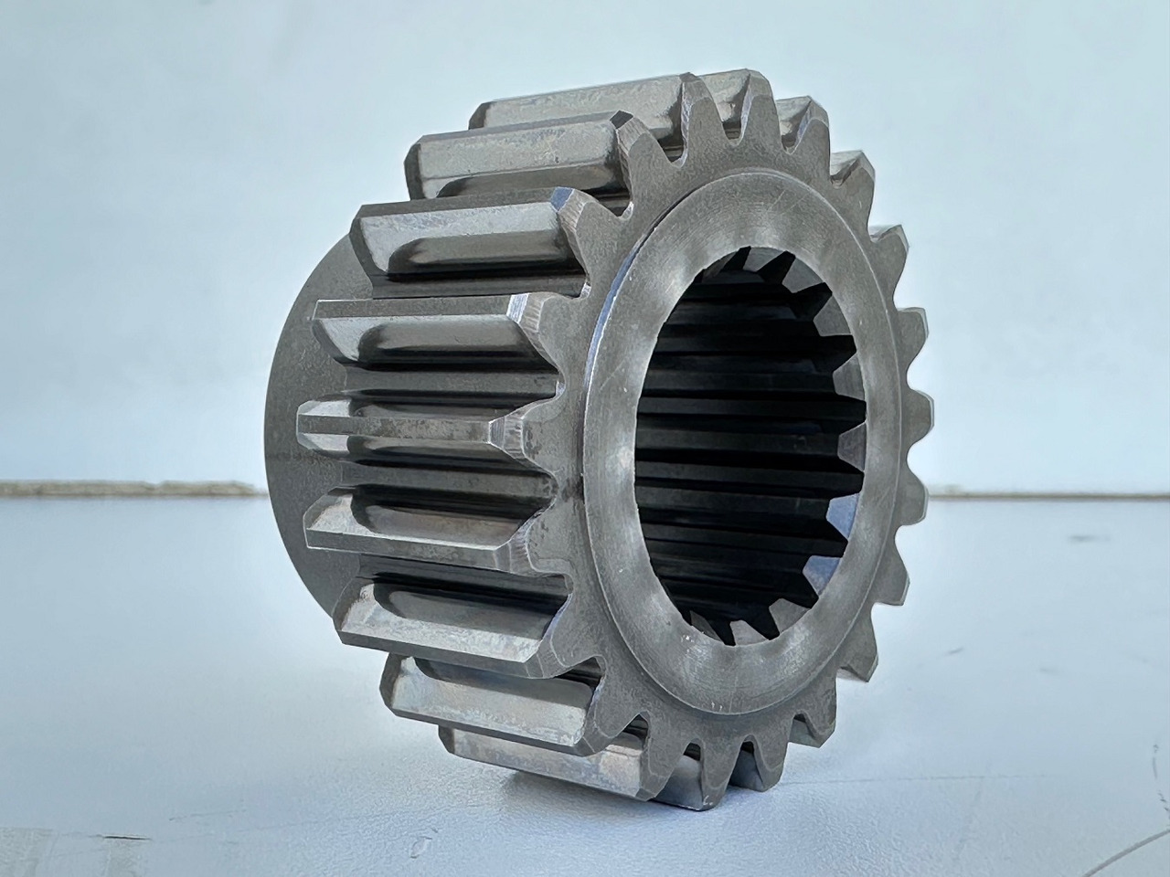 Liebherr Sonnenrad ID-Nr.9443067 - ID-Nr.944306703. SAT275/222 - SAT275/232 - SAT275/255. A932, A934, E932, P932, P934, R932, R934B, R934 C, R944 C T, R944 C TUN. #944306703.03# - Motor de giro para Escavadeira: foto 4 Liebherr Sonnenrad ID-Nr.9443067 - ID-Nr.944306703. SAT275/222 - SAT275/232 - SAT275/255. A932, A934, E932, P932, P934, R932, R934B, R934 C, R944 C T, R944 C TUN. #944306703.03# - Motor de giro para Escavadeira: foto 4