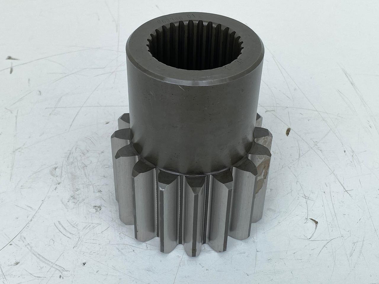 Liebherr Sonnenrad ID-Nr.969386101. SAT700/270. R9800. #MISO2804# - Motor de giro para Máquina de mineração: foto 1 Liebherr Sonnenrad ID-Nr.969386101. SAT700/270. R9800. #MISO2804# - Motor de giro para Máquina de mineração: foto 1