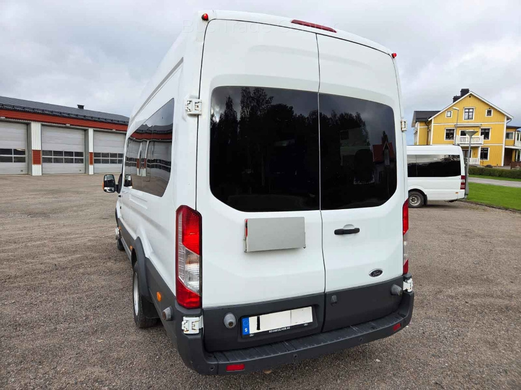 FORD TRANSIT // electric door - Minibus, Furgão de passageiros: foto 3 FORD TRANSIT // electric door - Minibus, Furgão de passageiros: foto 3