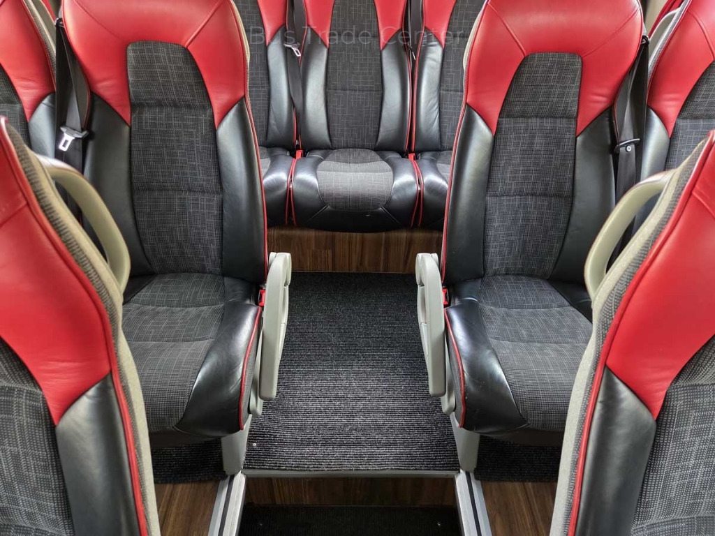 Autocarro VOLVO 9900 B11R: foto 8