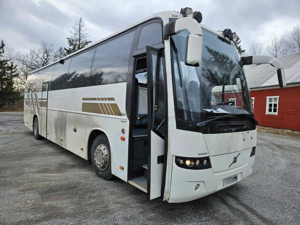 VOLVO Carrus 9700H B12M - Autocarro: foto 1 VOLVO Carrus 9700H B12M - Autocarro: foto 1