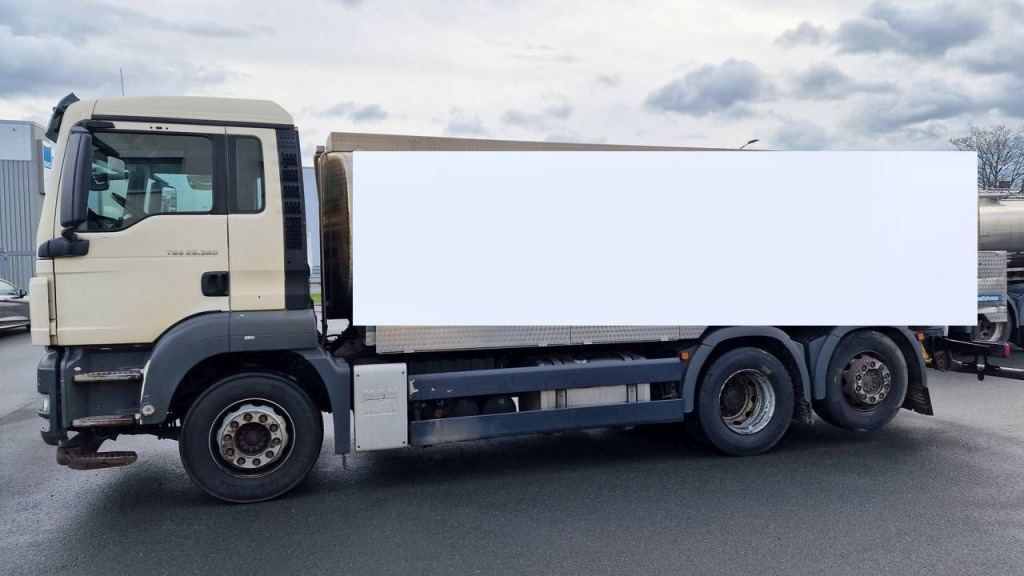 MAN TGS 26.360 6x2 (Nr. 5450) - Camião chassi: foto 4 MAN TGS 26.360 6x2 (Nr. 5450) - Camião chassi: foto 4