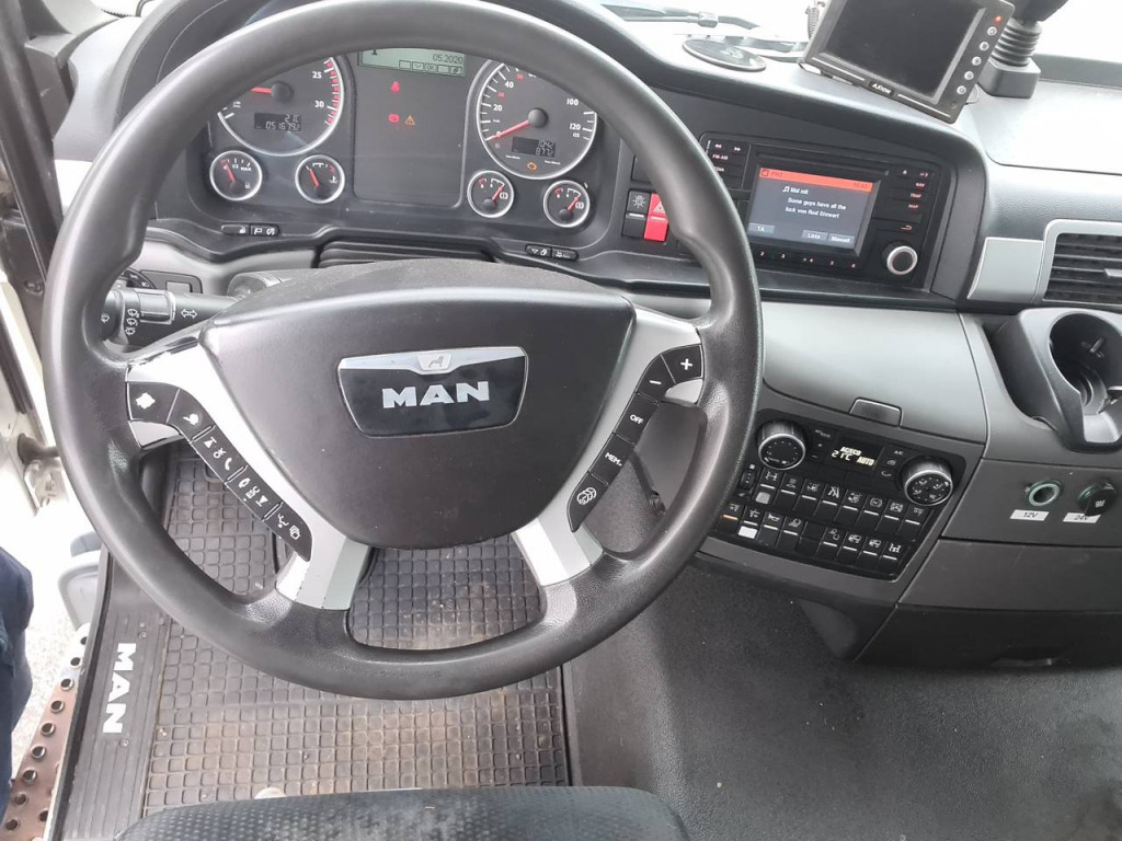 MAN TGS 26.400 (6x2) (Nr. 4957) - Camião cisterna: foto 5 MAN TGS 26.400 (6x2) (Nr. 4957) - Camião cisterna: foto 5