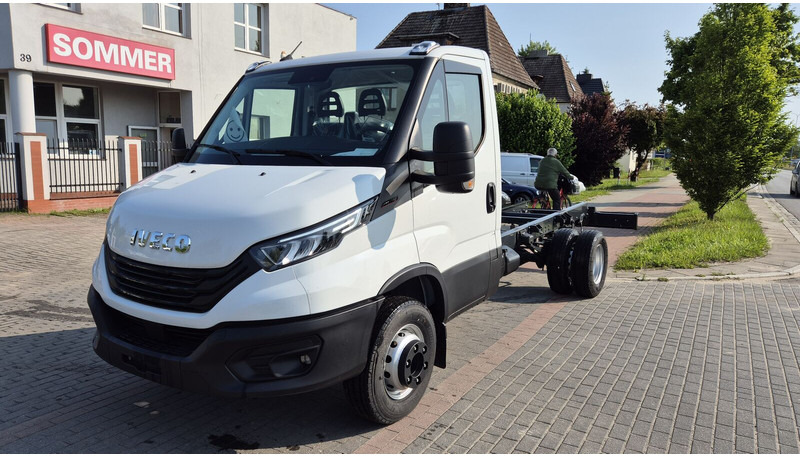 Iveco Daily 70C18 - nowe! - Camião chassi: foto 1 Iveco Daily 70C18 - nowe! - Camião chassi: foto 1