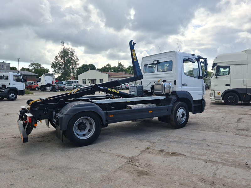 Mercedes-Benz Atego 1527L - Camião polibenne: foto 1 Mercedes-Benz Atego 1527L - Camião polibenne: foto 1