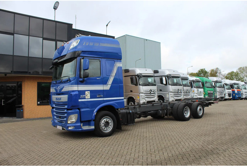 DAF XF 510 * EURO6 * MANUAL * 6X2 * - Camião chassi: foto 2 DAF XF 510 * EURO6 * MANUAL * 6X2 * - Camião chassi: foto 2