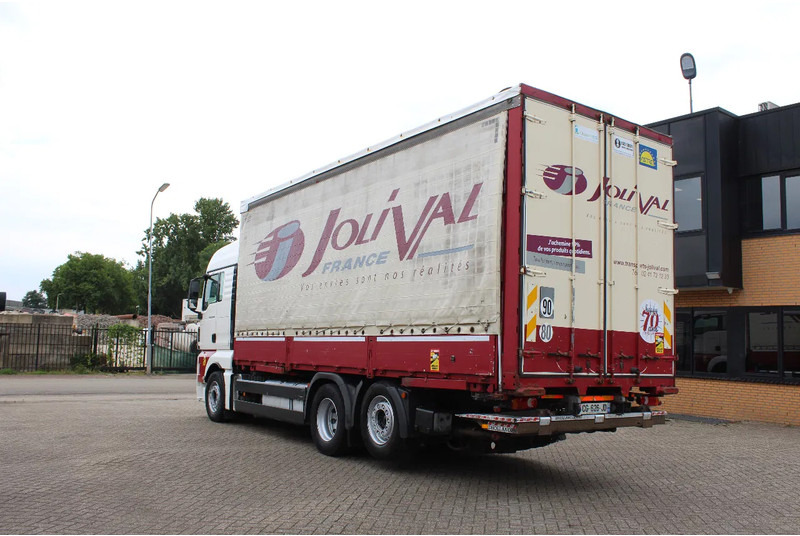 MAN TGX 26.440 * EURO5 * 6X2 * LIFT AXLE * - Camião de lona: foto 3 MAN TGX 26.440 * EURO5 * 6X2 * LIFT AXLE * - Camião de lona: foto 3