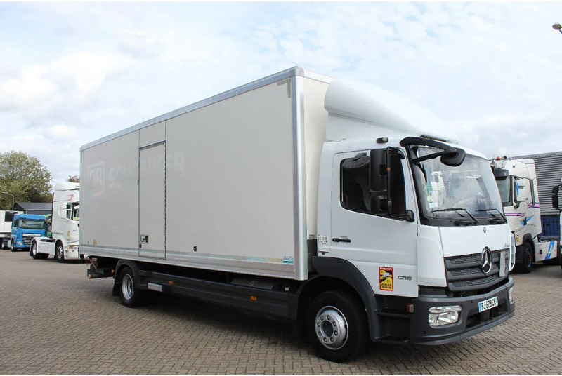Mercedes-Benz Atego 1218 * EURO6 * LOW KM * - Camião furgão: foto 5 Mercedes-Benz Atego 1218 * EURO6 * LOW KM * - Camião furgão: foto 5