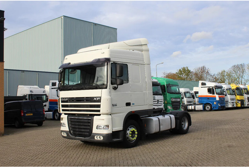 DAF XF 105.460 * EURO5 EEV * 4X2 * - Tractor: foto 1 DAF XF 105.460 * EURO5 EEV * 4X2 * - Tractor: foto 1
