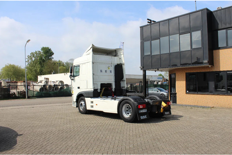 DAF XF 510 * RETARDER * 4X2 * - Tractor: foto 3 DAF XF 510 * RETARDER * 4X2 * - Tractor: foto 3