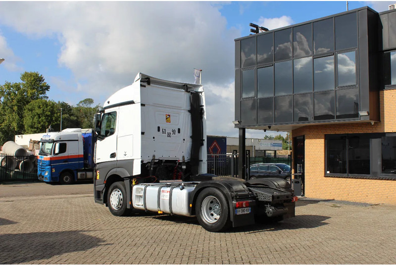 Mercedes-Benz Actros 1845 * EURO6 * 4X2 * - Tractor: foto 3 Mercedes-Benz Actros 1845 * EURO6 * 4X2 * - Tractor: foto 3