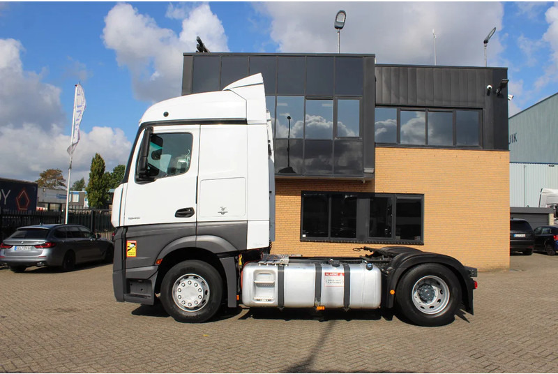 Mercedes-Benz Actros 1845 * EURO6 * 4X2 * - Tractor: foto 2 Mercedes-Benz Actros 1845 * EURO6 * 4X2 * - Tractor: foto 2