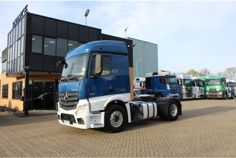 Mercedes-Benz Actros 1845 * RETARDER * 4X2 * - Tractor: foto 1 Mercedes-Benz Actros 1845 * RETARDER * 4X2 * - Tractor: foto 1
