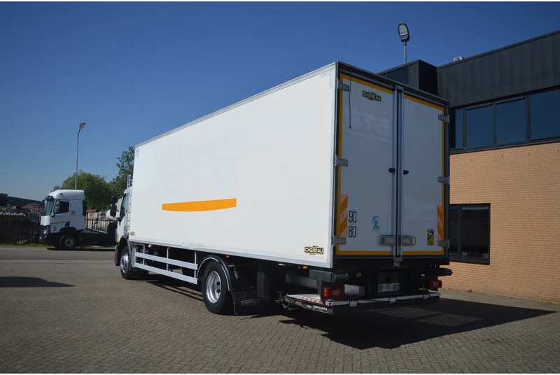 Volvo FE 260 * EURO5 * CARRIER SUPRA 950 * 4X2 * - Camião frigorífico: foto 2 Volvo FE 260 * EURO5 * CARRIER SUPRA 950 * 4X2 * - Camião frigorífico: foto 2