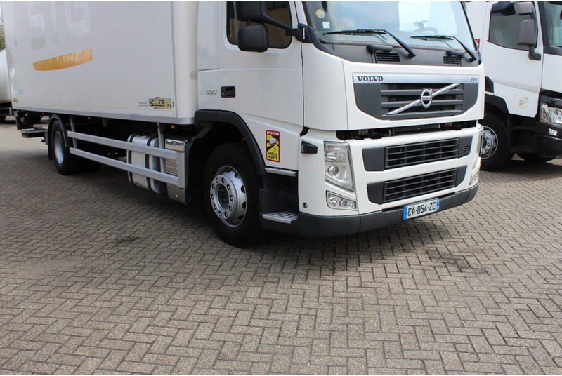 Camião frigorífico Volvo FM 330 * EURO5 * CARRIER SUPRA SILENT MT *: foto 8