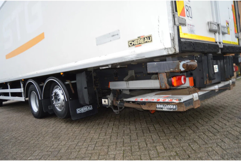 Camião frigorífico Volvo FM 370 * EURO5 * CARRIER SUPRA 950 SILENT * 6X2 *: foto 14