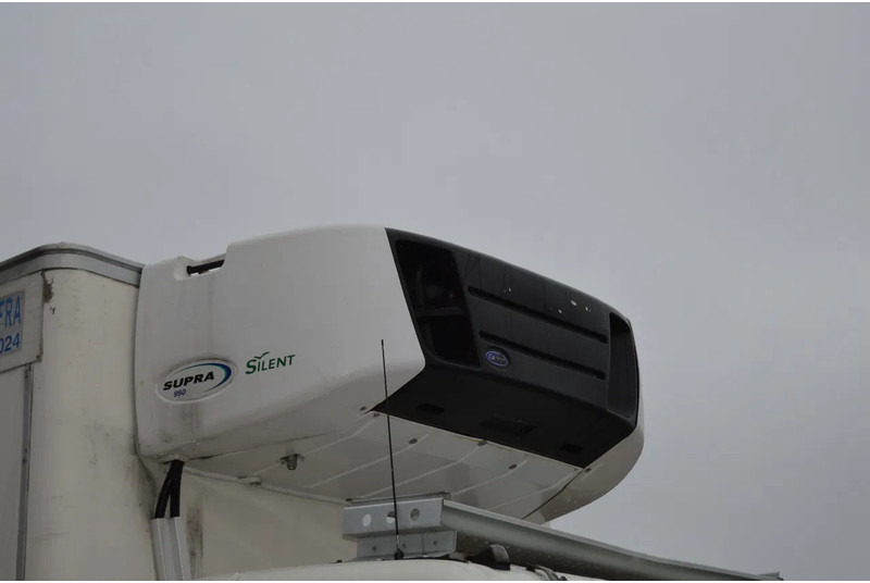 Camião frigorífico Volvo FM 370 * EURO5 * CARRIER SUPRA 950 SILENT * 6X2 *: foto 6