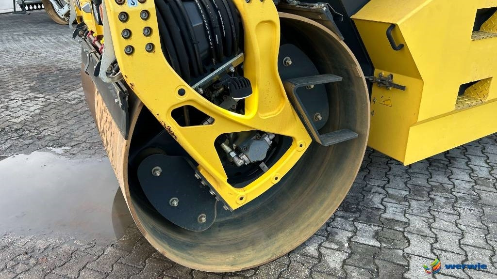 Compactador de asfalto Bomag BW 174 AP-4V AM: foto 6 Compactador de asfalto Bomag BW 174 AP-4V AM: foto 6