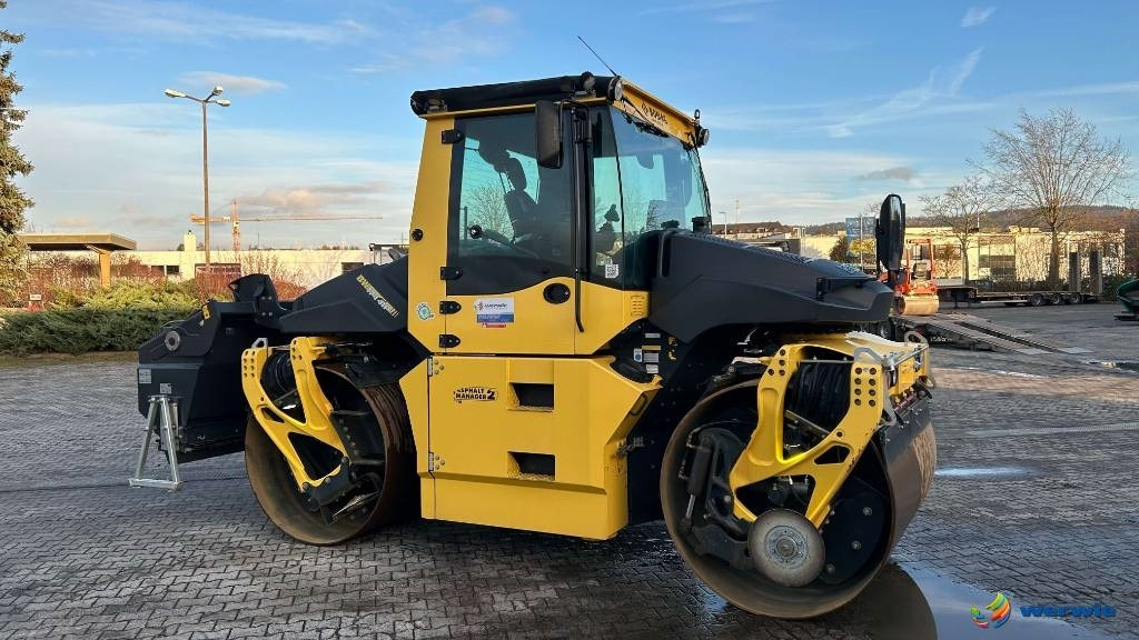Bomag BW 174 AP-4V AM - Compactador de asfalto: foto 4 Bomag BW 174 AP-4V AM - Compactador de asfalto: foto 4