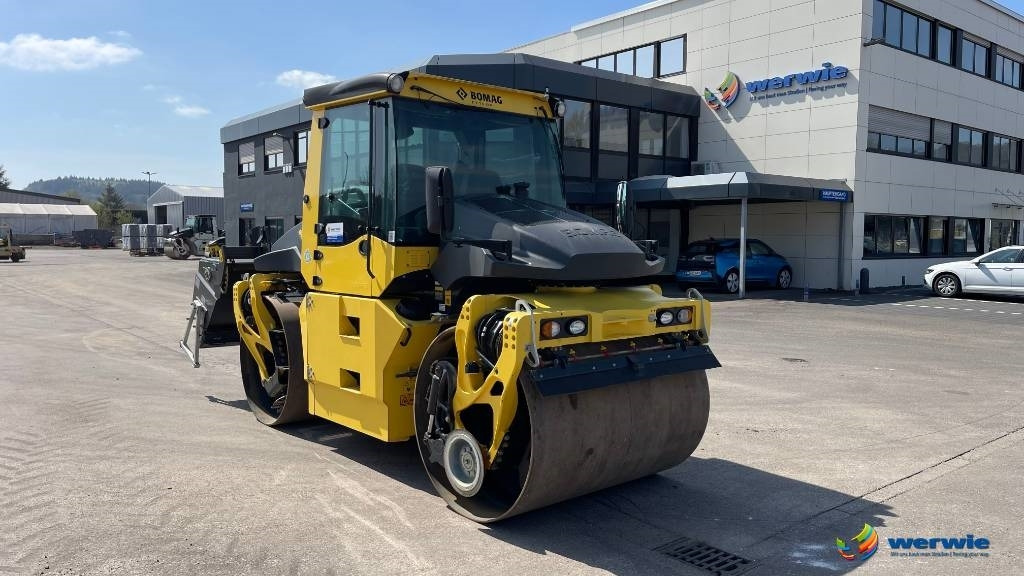 Bomag BW 174 AP-4V - Compactador de asfalto: foto 2 Bomag BW 174 AP-4V - Compactador de asfalto: foto 2