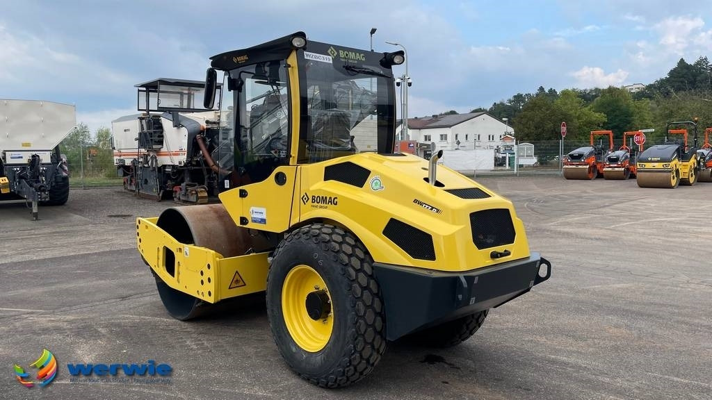 Bomag BW 177 D-5 - Compactador: foto 4 Bomag BW 177 D-5 - Compactador: foto 4