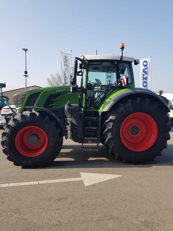 Fendt 828 Vario Profi Plus - Trator: foto 3 Fendt 828 Vario Profi Plus - Trator: foto 3